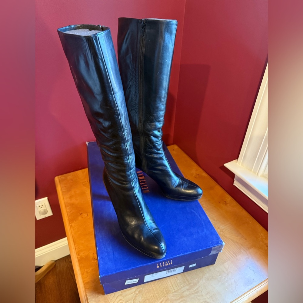 Stuart Weitzman Sheila two black calf. Knee high boots sz 8.5 M